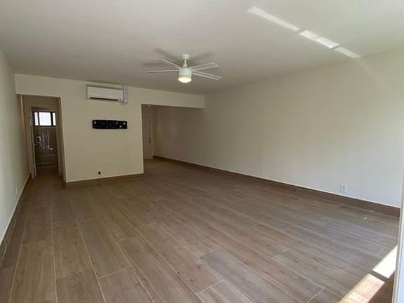 4th image of 616 NE 16th Ave APT 2