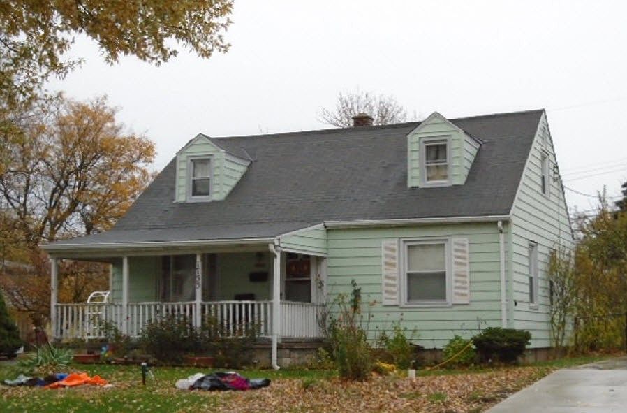 2nd image of 1755 Parker Blvd