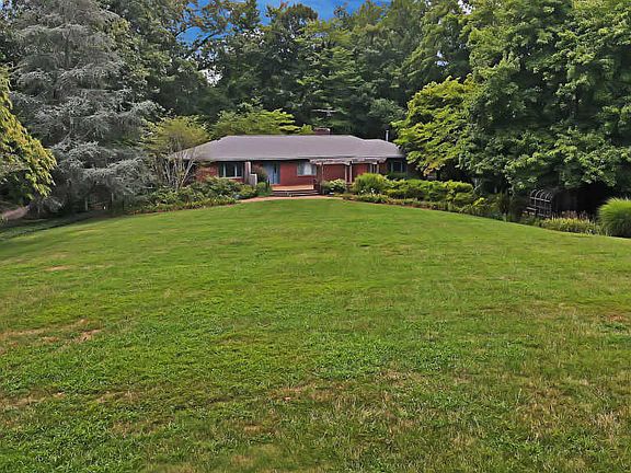 4th image of 3613 Timberlake Dr
