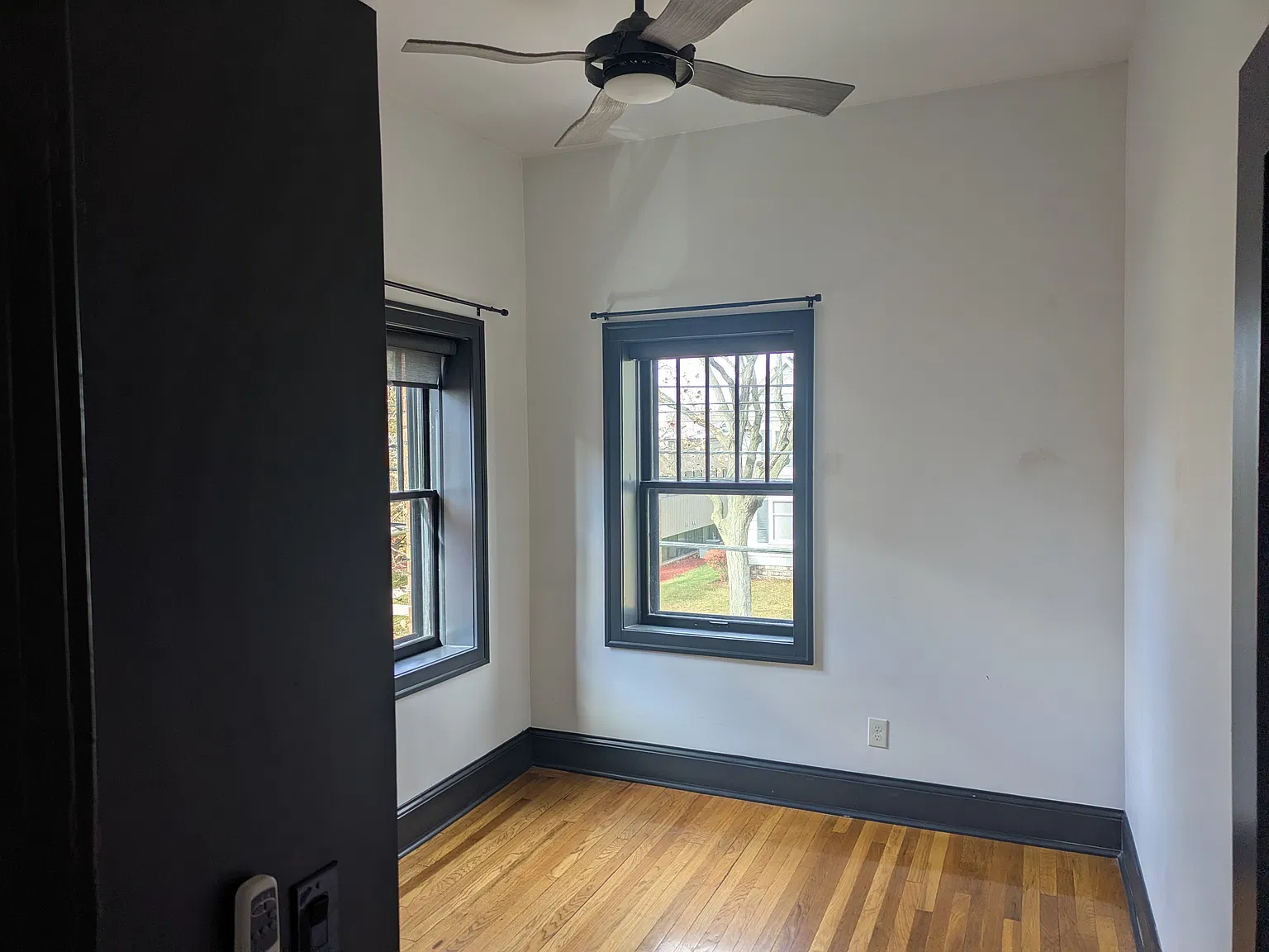 1920s loft apartment — Photo 4