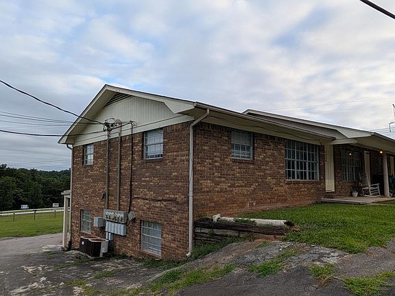 2nd image of 578 Withrow Rd