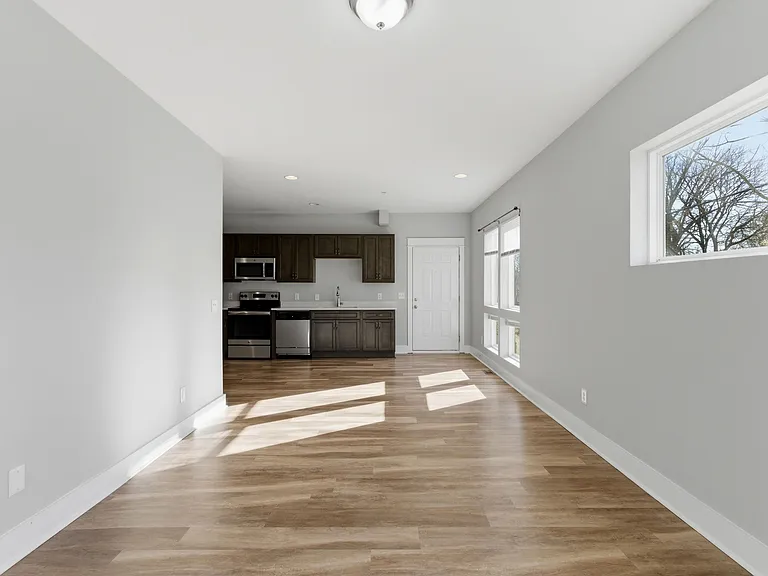 702 N Church St — Photo 4