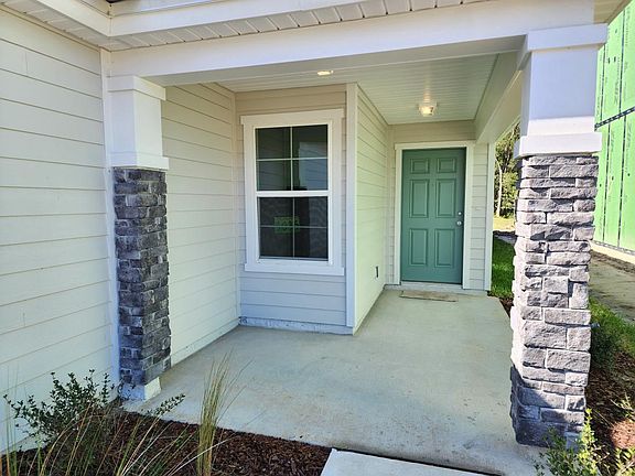 2nd image of 3035 Lucille Ln