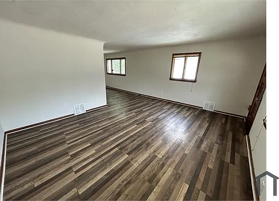 3430 E 73rd St — Photo 35