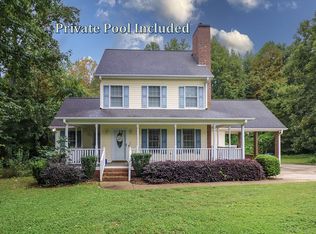 2413 Minorwood Rd, Greensboro, NC 27405