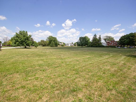 4th image of 17448 S Honora Dr