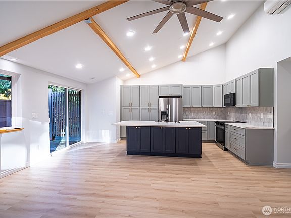 2nd image of 2802 Garden Court #A