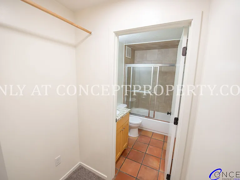 2204 Jefferson Ave — Photo 10