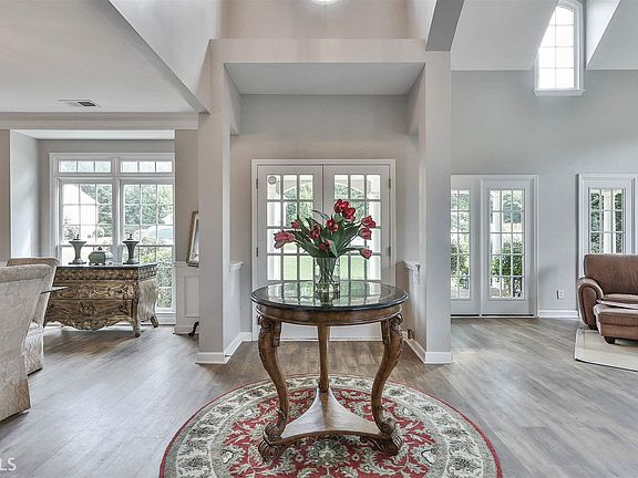 5th image of 1122 Twin Bridge Ln