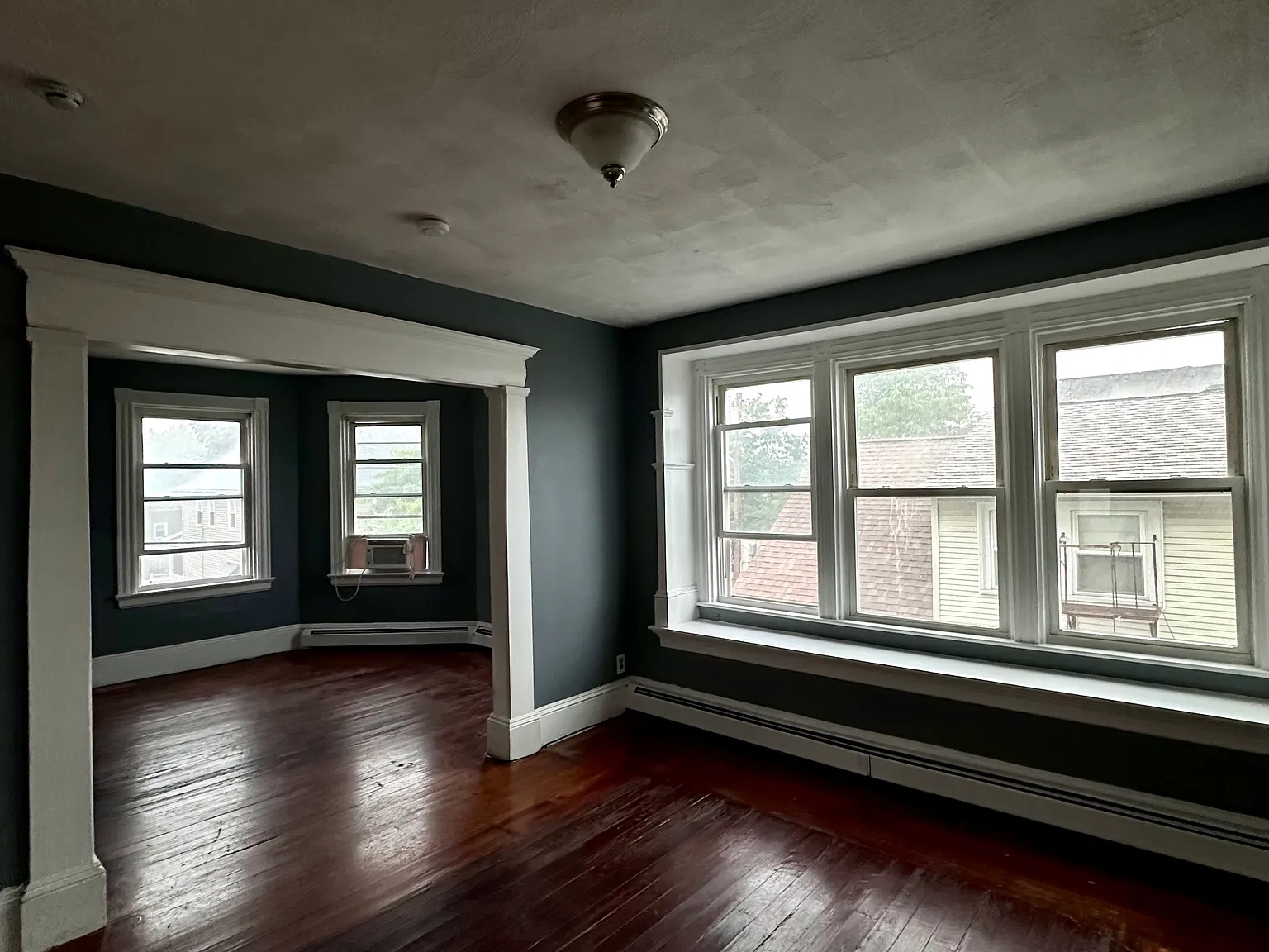 216 Sterling Ave — Photo 1