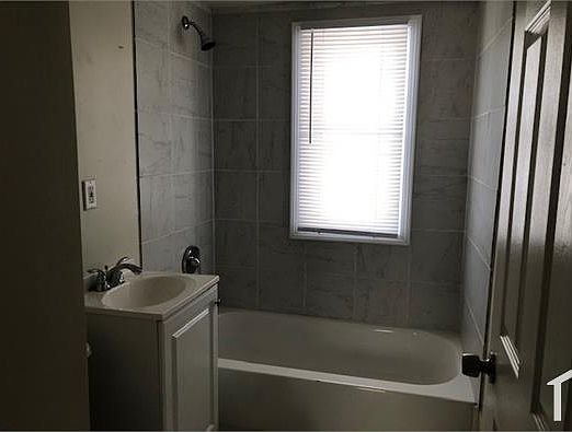 4th image of 369 1st Ave APT 1