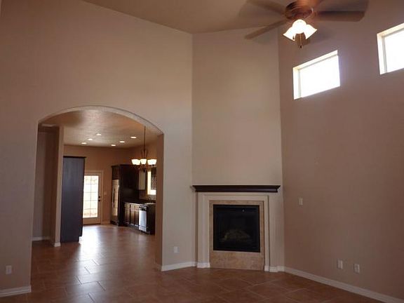 2nd image of 3757 Coco Palm Dr