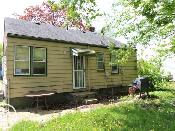 19661 McCormick St, Detroit, MI 48224