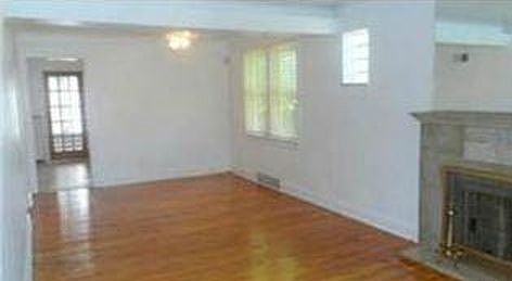 1st image of 8932 Lucerne Ct