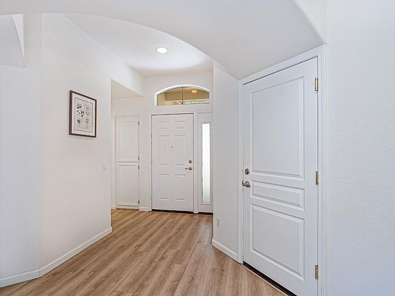 5th image of 451 Jewel Stone Way