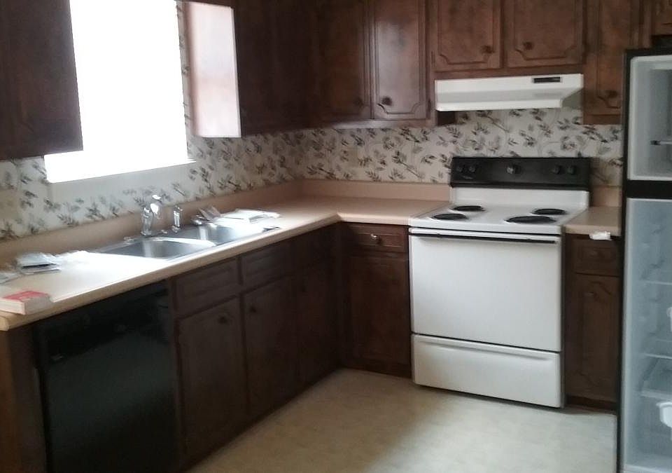 Kitchen & dining
