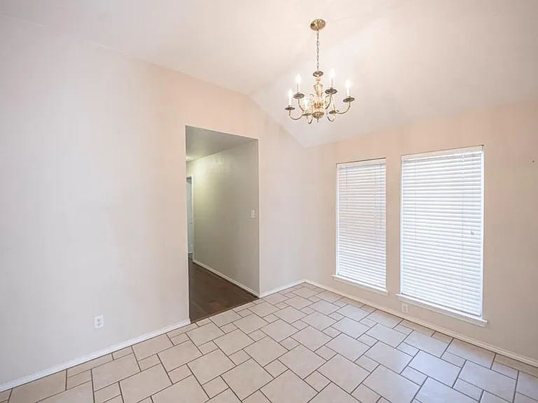 4800 W Wadley Ave — Photo 5