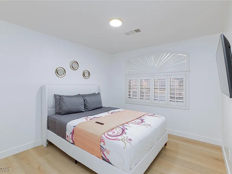 9762 Silver Dusk Ct — Photo 37