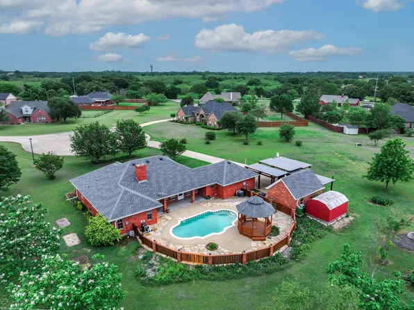 1250 Country Oaks Dr, Kaufman, TX 75142