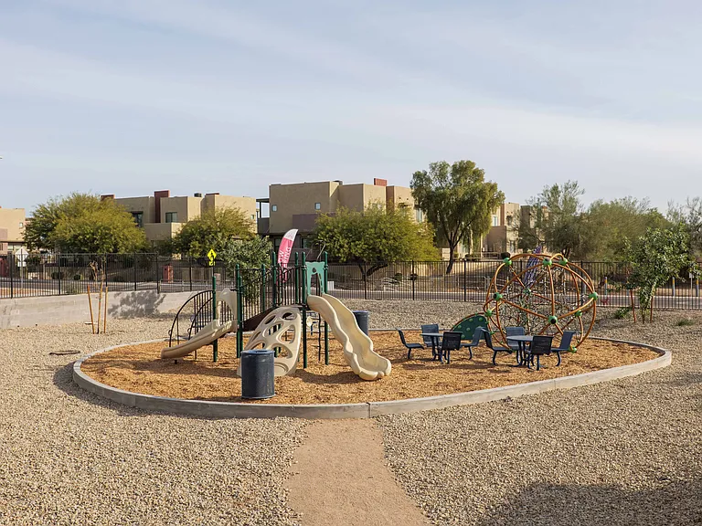 Townhomes at Sunnyside — Photo 24
