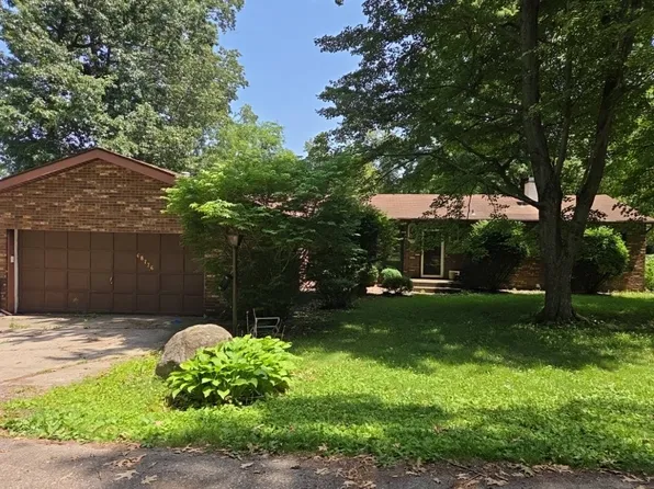 68776 West St, Edwardsburg, MI 49112