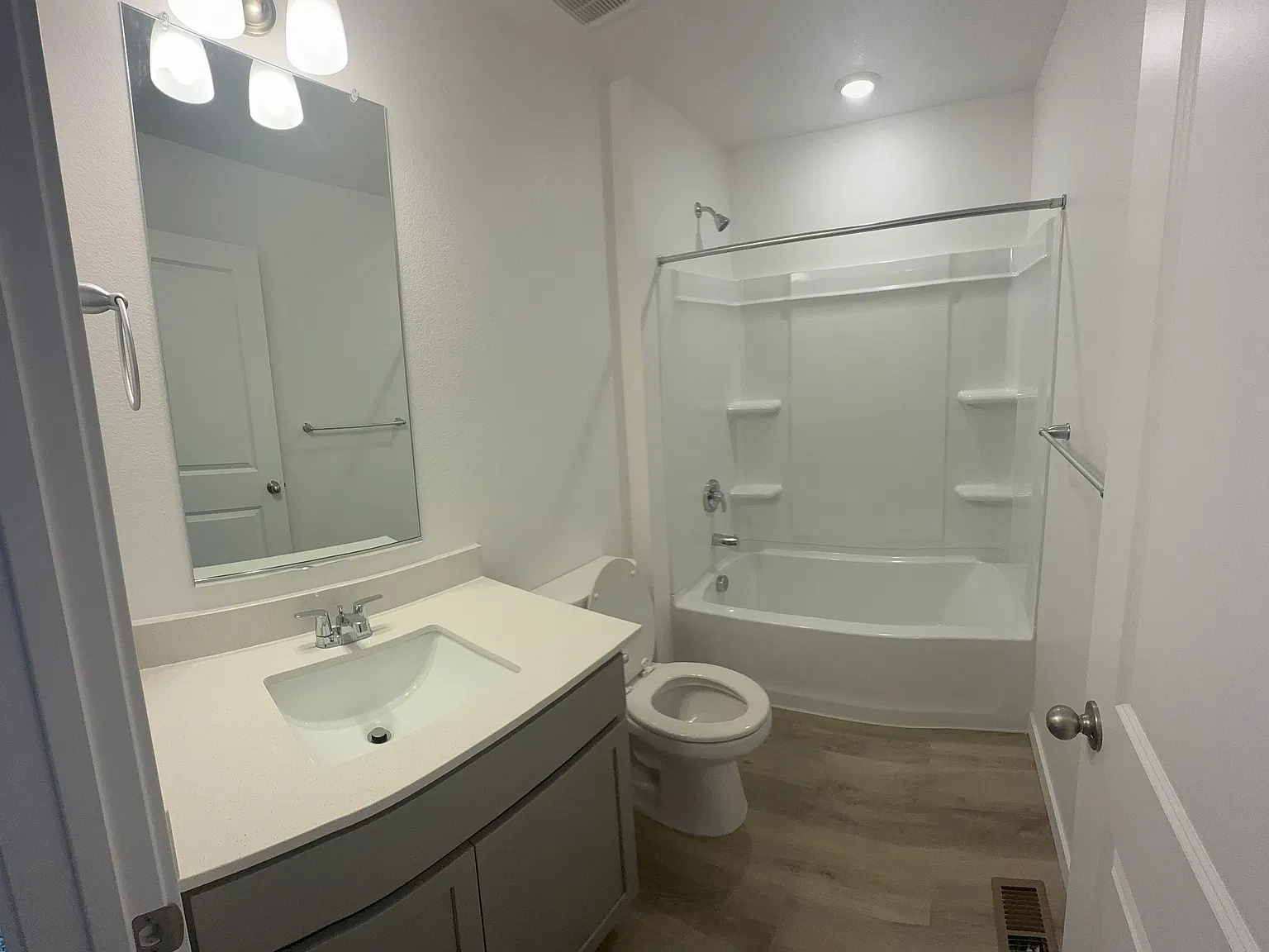 3 bed, 2.5 bath, 1503 sqft, $2,800 — Photo 4