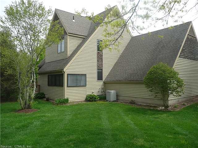 1st image of 7 Arrowwood Ct