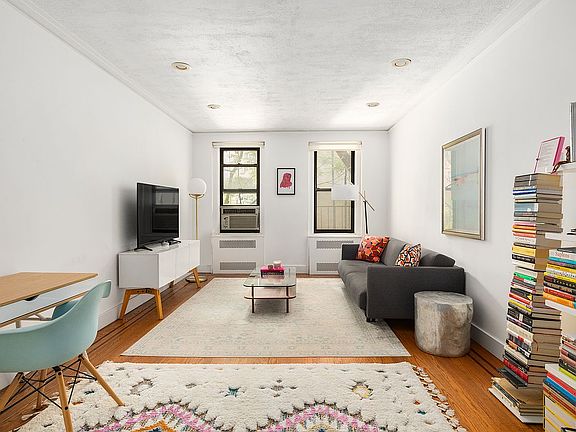 2nd image of 350 E 77th St APT 3H