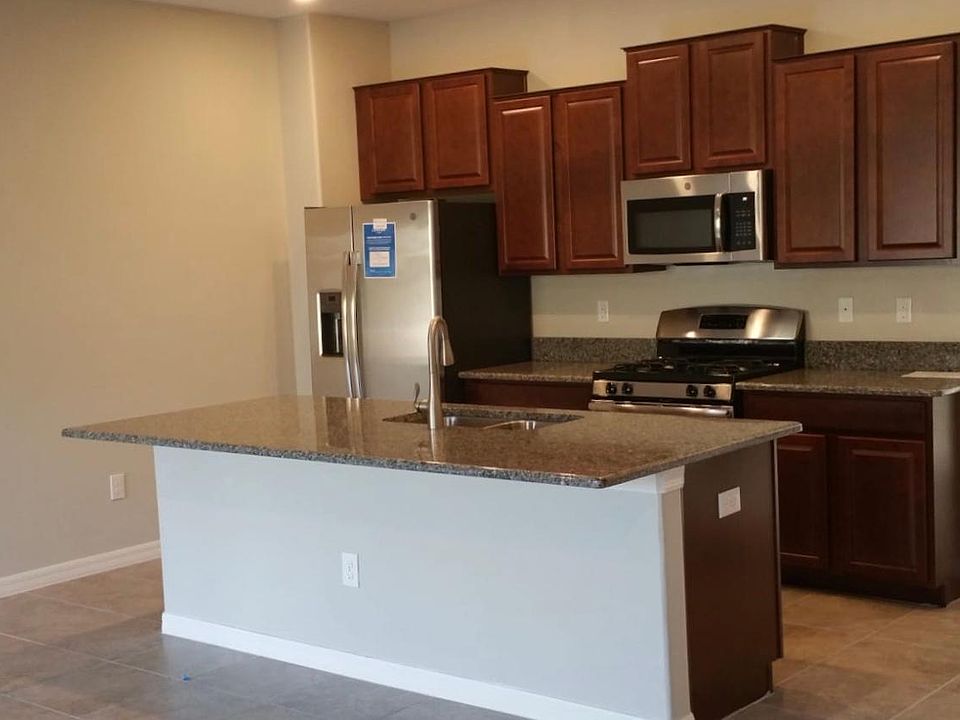 2nd image of 3482 Pine Ribbon Dr