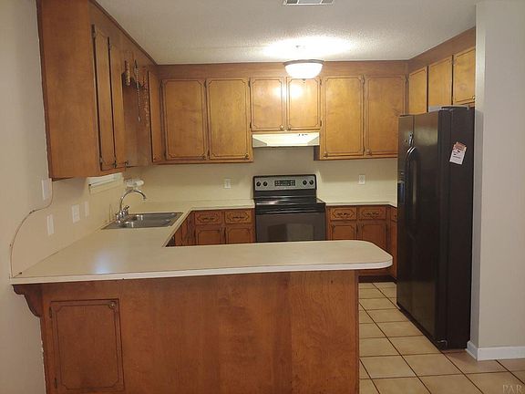 2nd image of 5071 Glover Ln