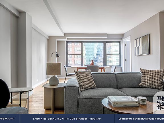 4th image of 279 E 44th St APT 19C