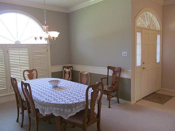 5th image of 4417 86th St