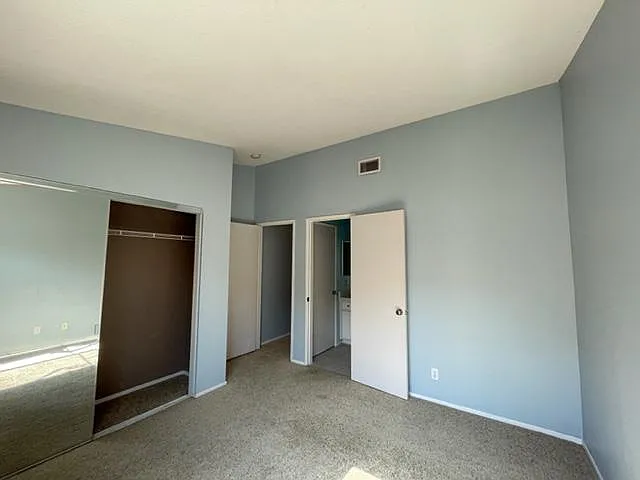 1004 N Turner Ave — Photo 13