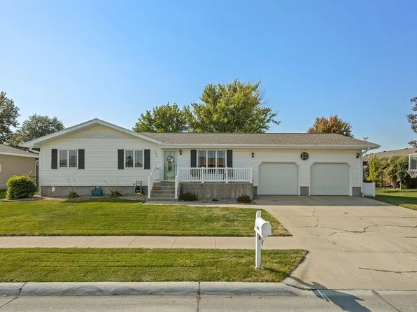 2780 46th Ave, Columbus, NE 68601