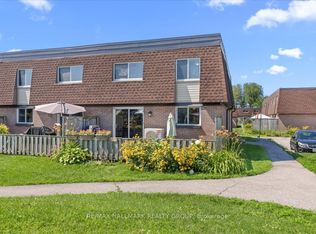 346 Glenridge Rd, Ottawa, ON K2G 1E4