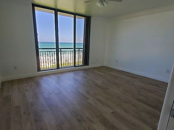 4th image of 4330 N A1a #602N