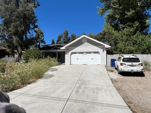 1113 Lion Ln, Frazier Park, CA 93225