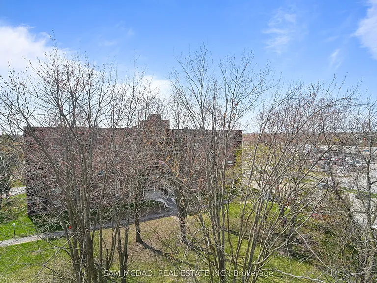 62 Spencer St E #202 — Photo 14