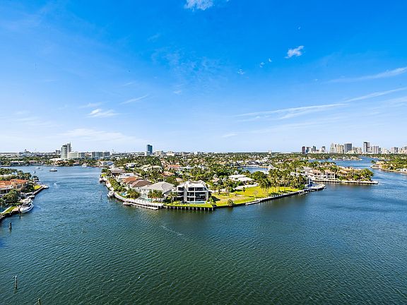 5th image of 3055 Harbor Drive #1402