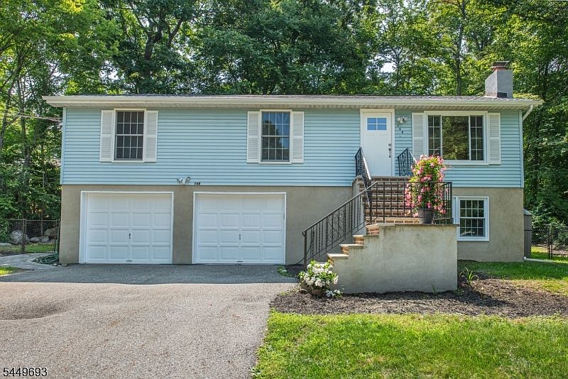 1st image of 148 Papscoe Rd