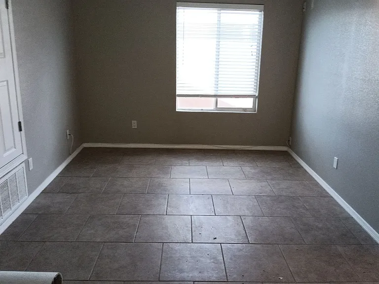 6523 Avenida Madrid NW — Photo 13