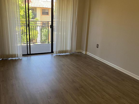 3rd image of 10330 W THUNDERBIRD Boulevard #A306
