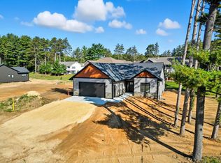 806 Saddle Rdg, Portage, WI 53901