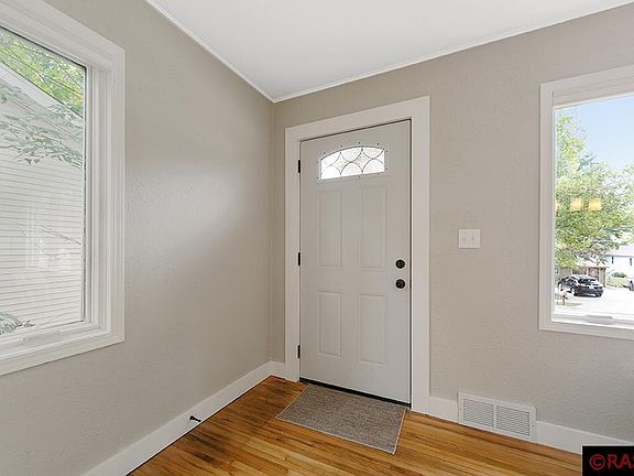 3rd image of 408 James Ave