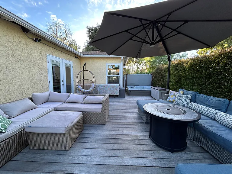 2190 Oregon Ave — Photo 15