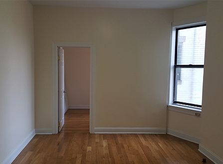 3rd image of 1061 St Nicholas Ave APT 042