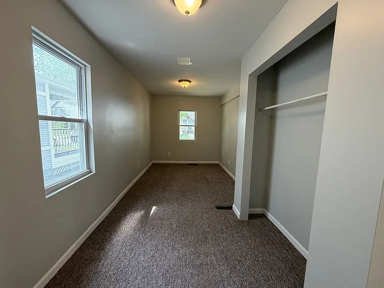 6103 W Clinton Ave — Photo 8