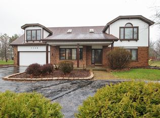 3348 E Forestview Trl, Crete, IL 60417