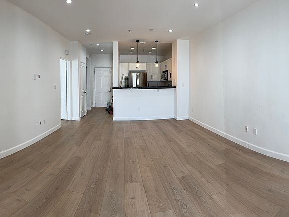 4th image of 6400 Crescent Park E APT 408