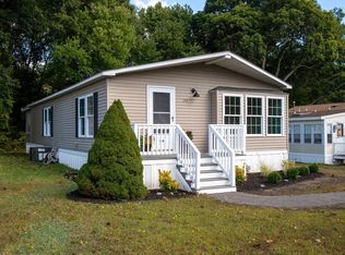 50 Highland St #137, Taunton, MA 02780